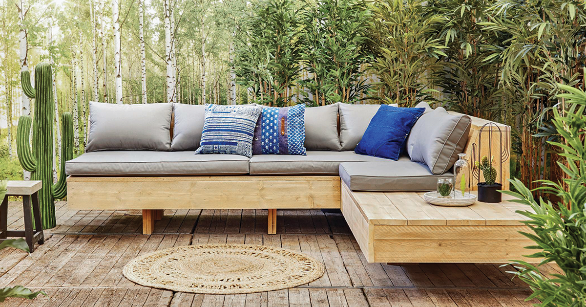 Indoor Teak Furniture: A Blend of Timeless Elegance and Durability
